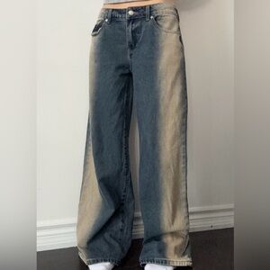 Edikted Raelynn Washed Low Rise Baggy Jeans